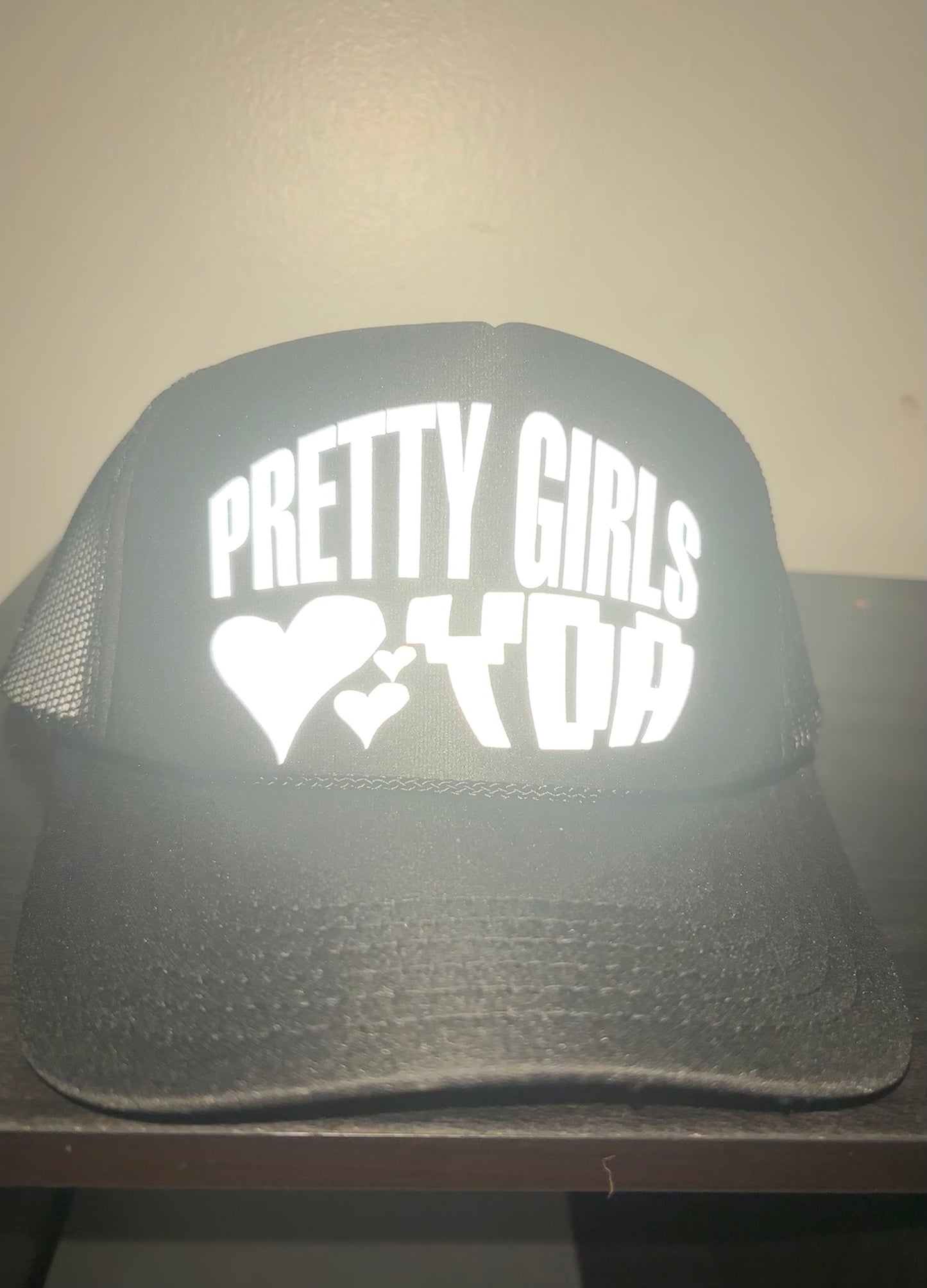 BLACK REFLECTOR PRETTY GIRLS LOVE YDA TRUCKER HAT