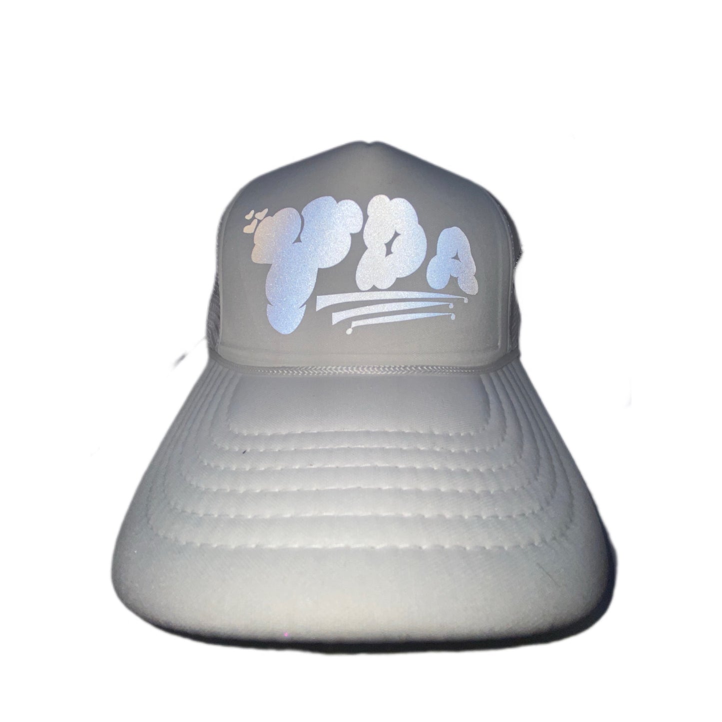 YDA WHI REFLECTIVE TRUCKER HAT
