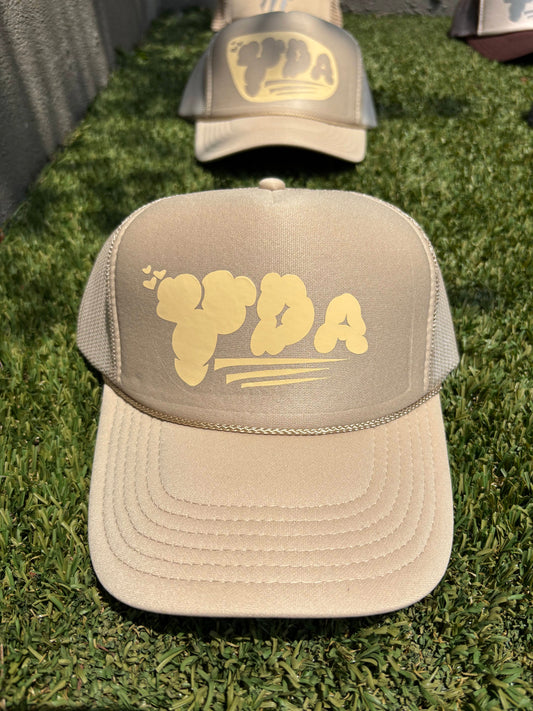 TANNED COCOA YDA TRUCKER HAT