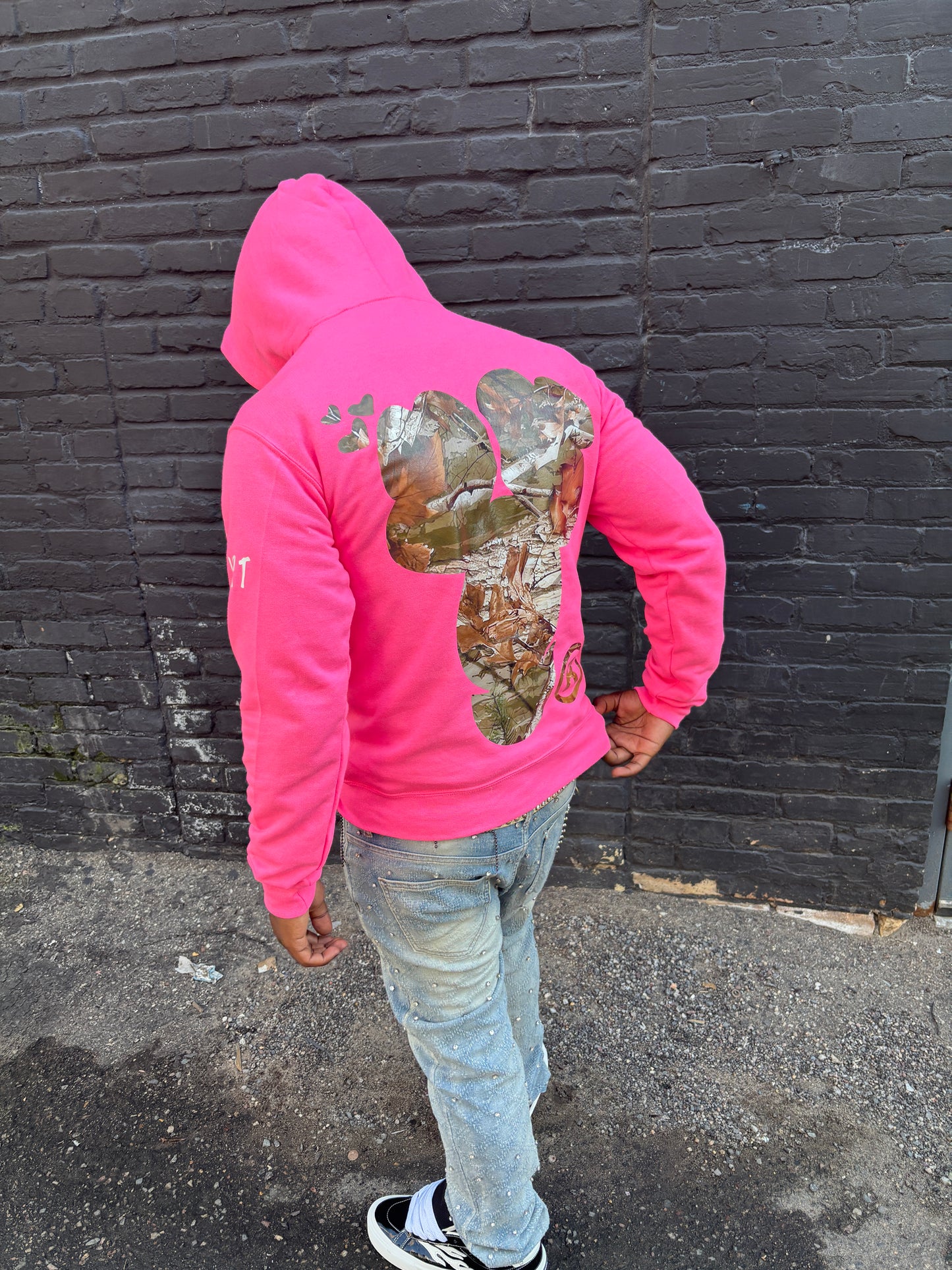 V4 EXCLUSIVE CAMO YDA PULLOVER HOODIE [PRE-ORDER]